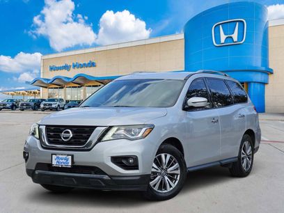 Used 2020 Nissan Pathfinder SV