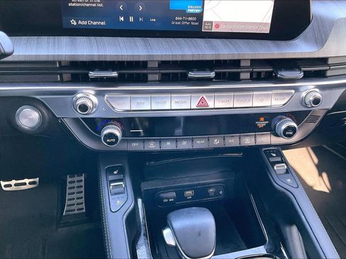 Used 2023 Kia Telluride SX image 15