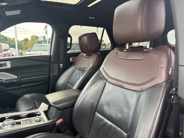 Certified 2023 Ford Explorer Platinum w/ Technology Package AWD/4WD image 26
