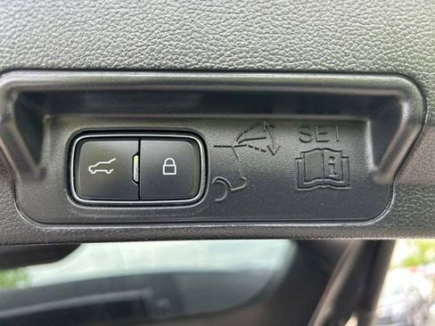 Used 2022 Ford Explorer ST w/ ST Street Pack AWD/4WD image 47