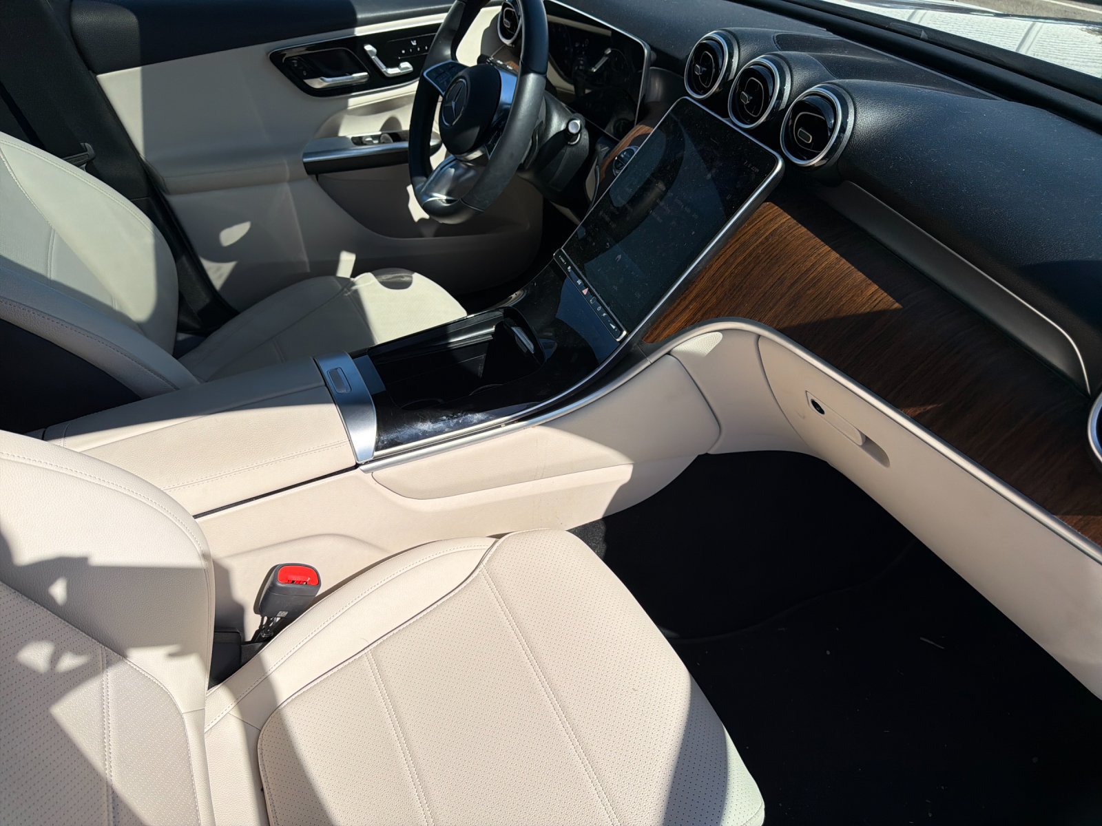 Certified 2026 Mercedes-Benz GLC 300 image 12