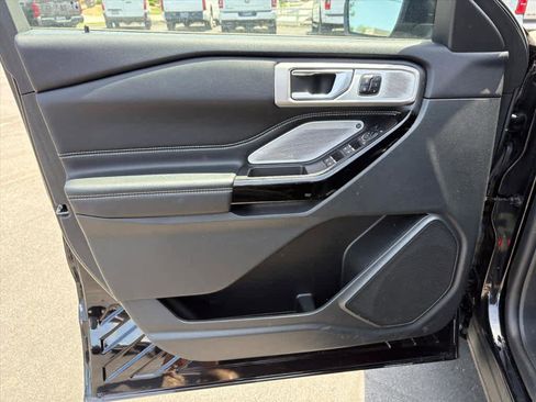Used 2023 Ford Explorer ST w/ Equipment Group 401A AWD/4WD image 19