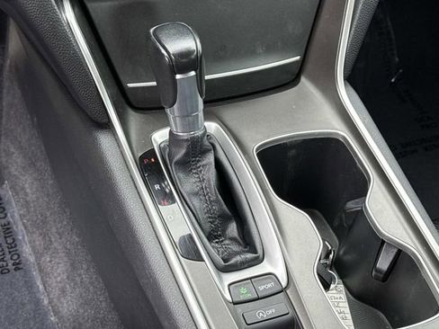 Used 2022 Honda Accord Sport image 22