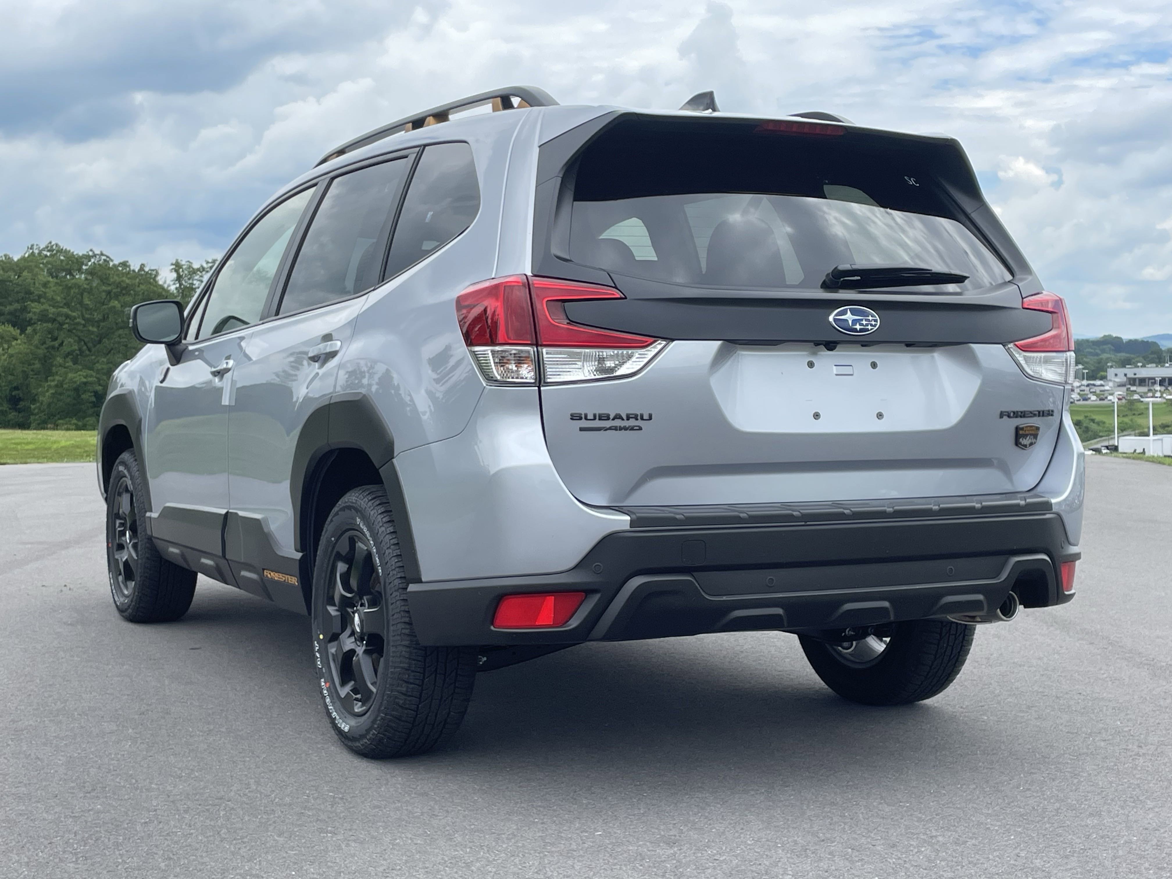 Certified 2025 Subaru Forester Wilderness AWD/4WD image 6