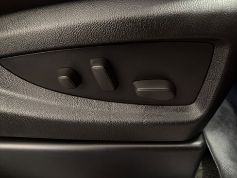 Used 2015 GMC Sierra 3500 Denali w/ Duramax Plus Package image 20