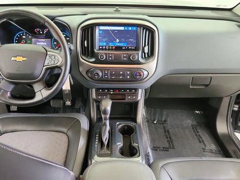 Used 2022 Chevrolet Colorado Z71 w/ Trail Boss Package AWD/4WD image 33