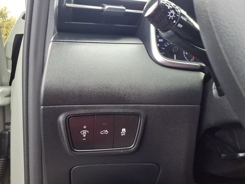Used 2023 Hyundai Santa Cruz SE AWD/4WD image 18