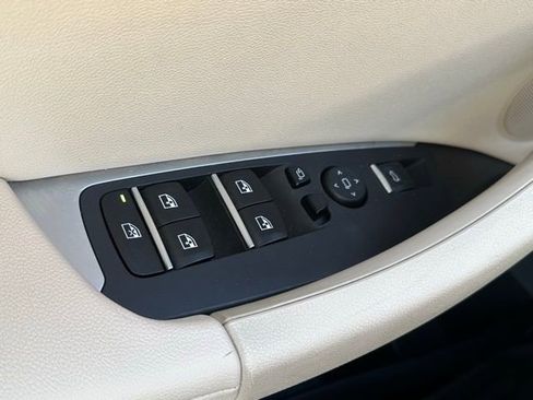 Used 2018 BMW X3 xDrive30i w/ Driving Assistance Package image 18