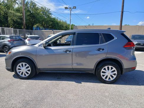 Used 2017 Nissan Rogue S AWD/4WD image 8