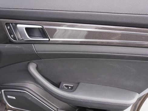 Certified 2023 Porsche Panamera Platinum Edition RWD image 30
