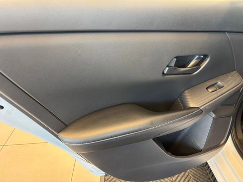 Used 2024 Nissan Sentra SV image 25