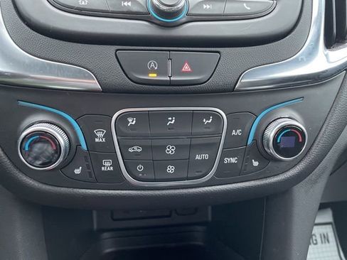 Used 2022 Chevrolet Equinox LT image 21