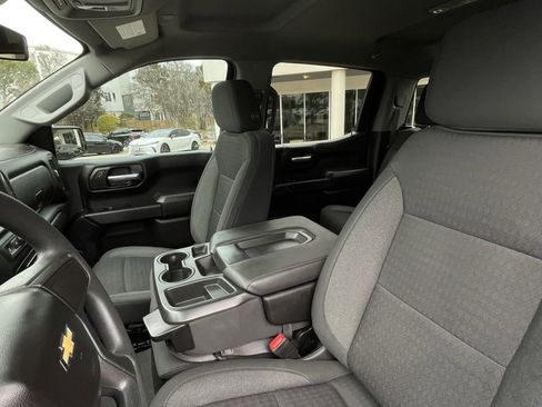 Used 2023 Chevrolet Silverado 1500 Custom image 21