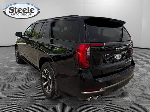 Used 2025 GMC Yukon XL AT4 Ultimate AWD/4WD image 3