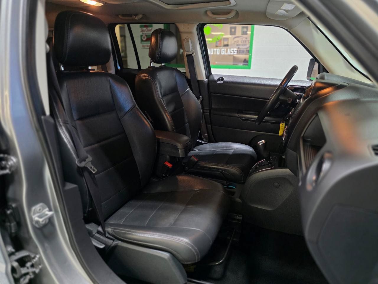 Used 2015 Jeep Patriot High Altitude AWD/4WD image 25