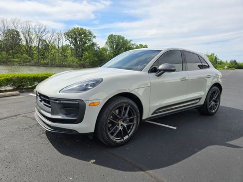 Used 2023 Porsche Macan Turbo AWD/4WD image 14