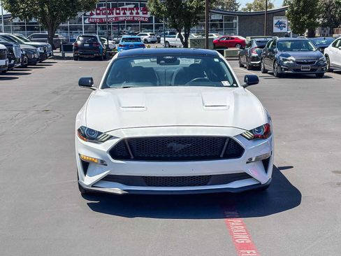 Used 2022 Ford Mustang GT w/ Black Accent Package RWD image 6