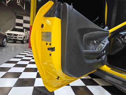 Used 2010 Chevrolet Camaro SS w/ LPO, Ground Effects Package image 76