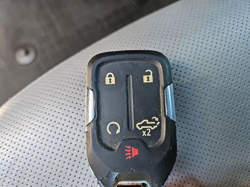 Used 2021 Chevrolet Silverado 1500 LTZ image 30