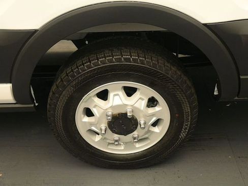 New 2025 Ford Transit 350 XL image 9