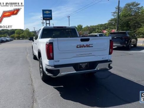 Certified 2025 GMC Sierra 1500 SLT RWD image 7