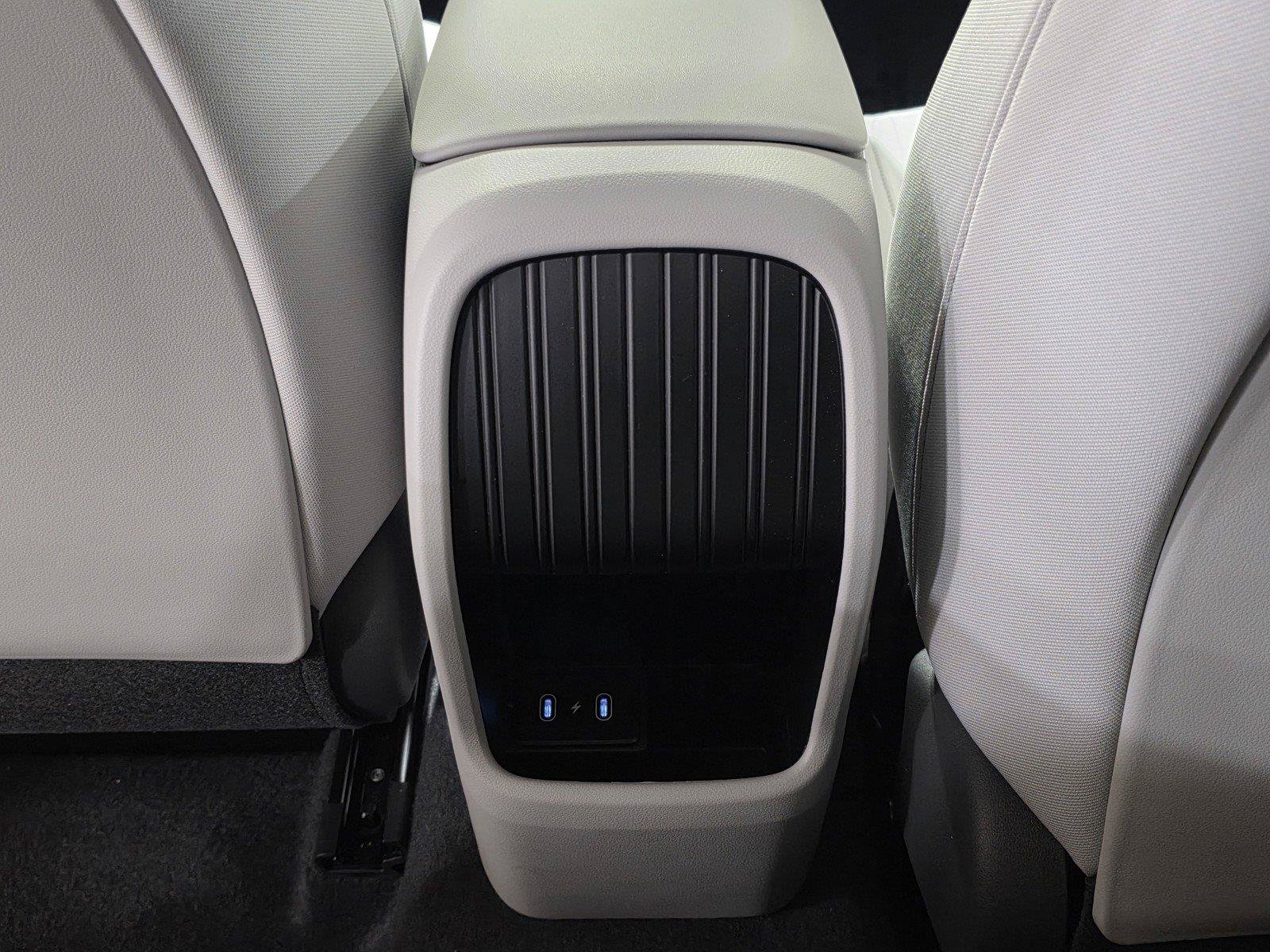 Used 2026 Hyundai Kona SE FWD image 16