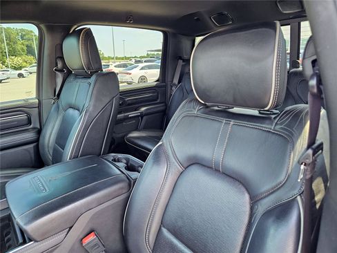 Used 2022 RAM 1500 Limited AWD/4WD image 17
