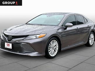 Used 2020 Toyota Camry XLE FWD video 1