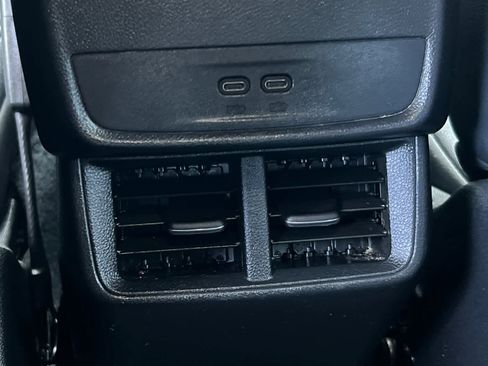 Used 2025 Chevrolet Equinox RS image 14