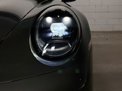 Certified 2020 Porsche 911 Carrera 4S image 10