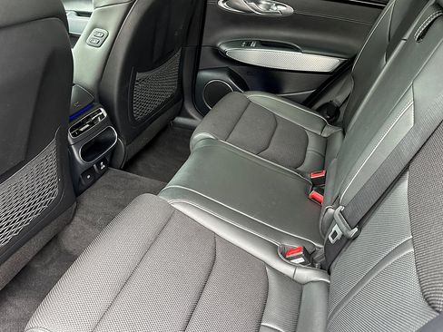 Used 2024 Genesis GV70 3.5T Sport AWD/4WD image 12