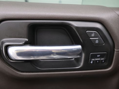 Used 2021 GMC Sierra 1500 Denali w/ Driver Alert Package II AWD/4WD image 44