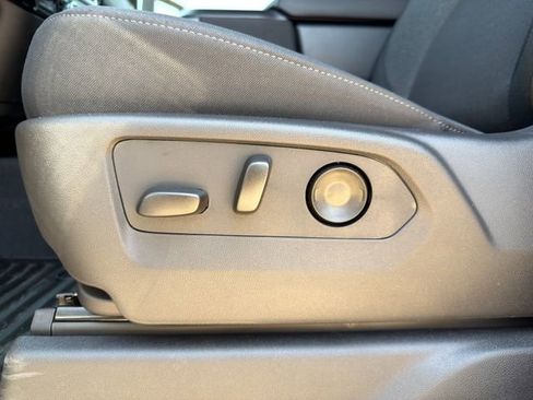 New 2026 GMC Sierra 2500 SLE w/ SLE Convenience Package image 25