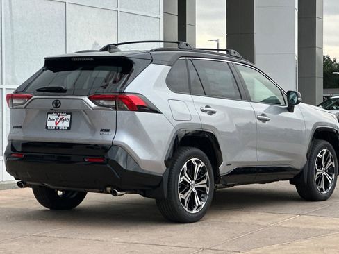 New 2025 Toyota RAV4 XSE image 4