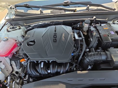 Used 2025 Kia K5 GT-Line w/ GT-Line Premium Package FWD image 17