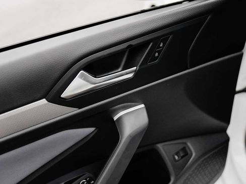 New 2026 Volkswagen Jetta SE image 21