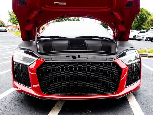 Used 2017 Audi R8 V10 w/ Carbon Exterior Package AWD/4WD image 46