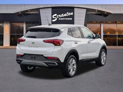 Used 2024 Buick Encore GX Preferred AWD/4WD image 5