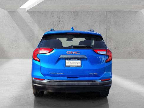 Used 2024 GMC Terrain AT4 w/ Infotainment Package II image 5