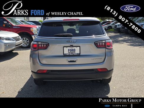 Used 2019 Jeep Compass Limited FWD image 6
