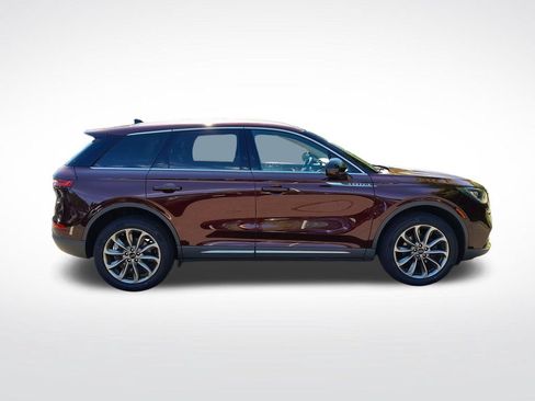 Used 2021 Lincoln Corsair AWD w/ Premium Package image 9