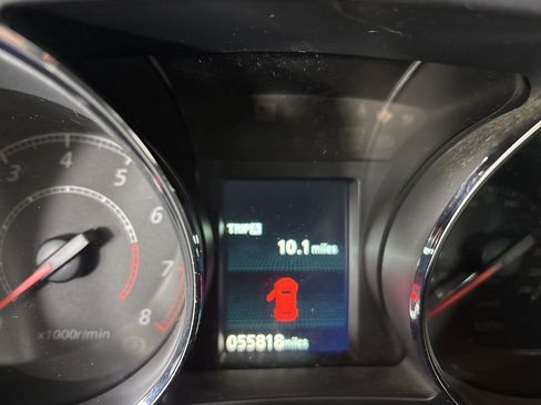 Used 2020 Mitsubishi Outlander Sport SE FWD image 13