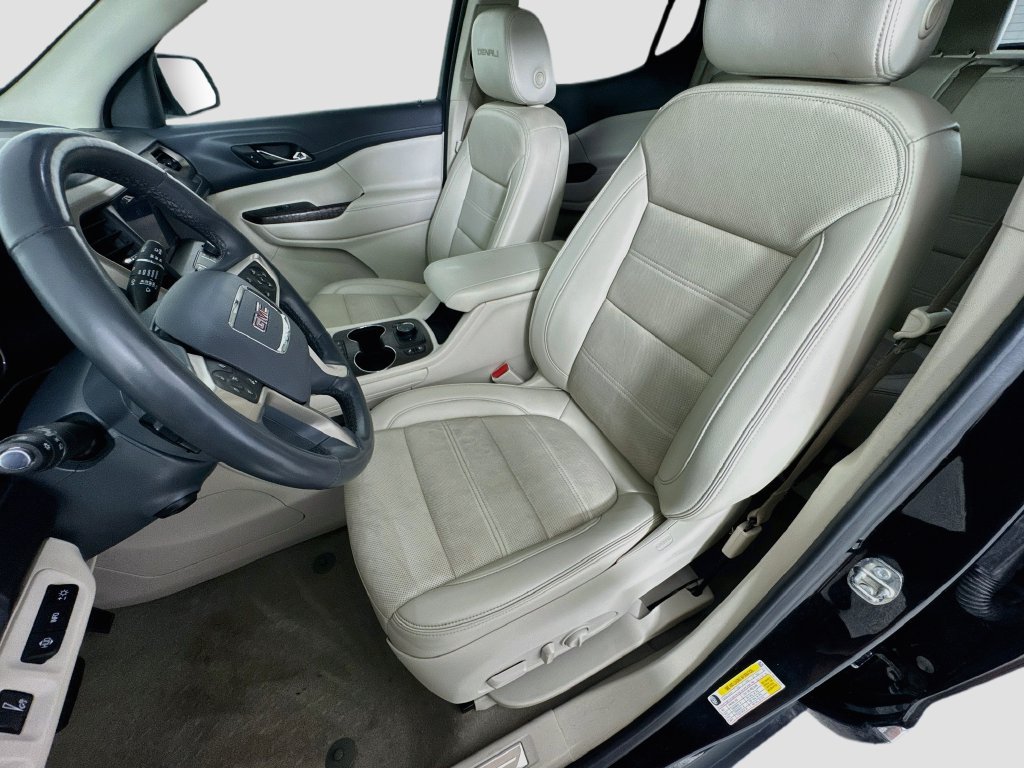 Certified 2023 GMC Acadia Denali FWD image 11