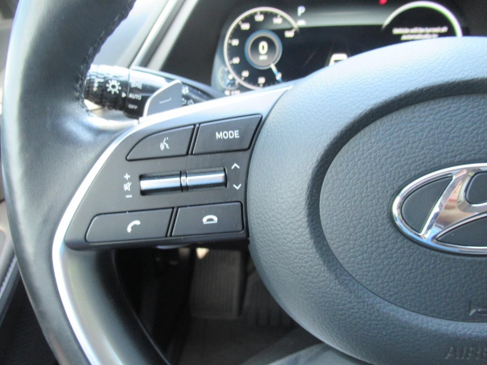 Used 2022 Hyundai Sonata Limited FWD image 25