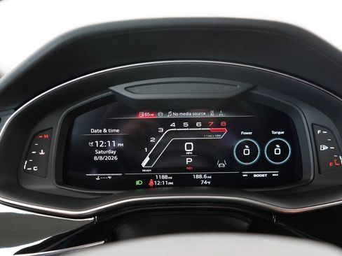 Used 2026 Audi RS Q8 performance AWD/4WD image 92