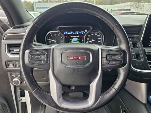 Used 2021 GMC Yukon SLT image 19