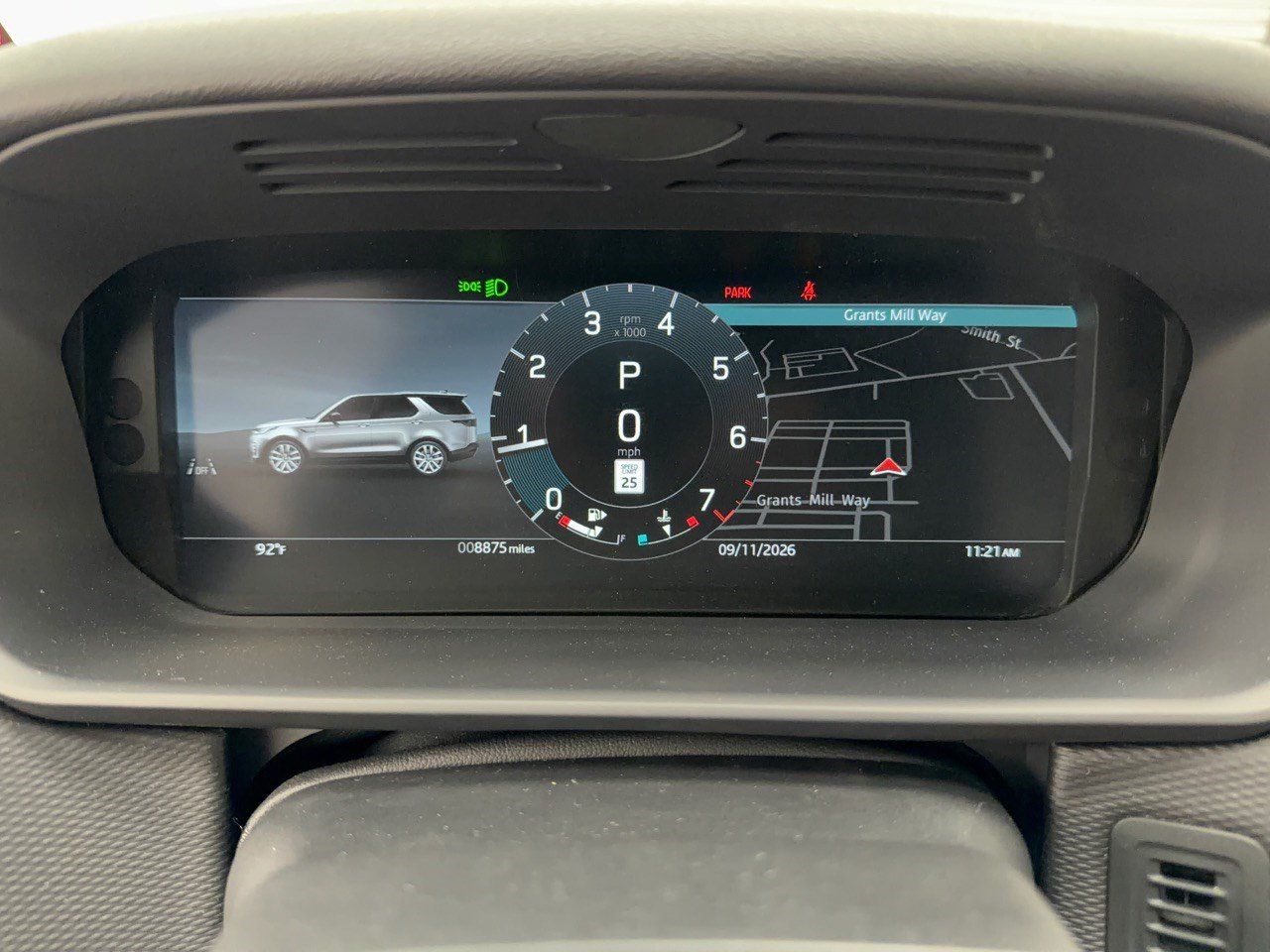 Certified 2026 Land Rover Discovery Dynamic SE AWD/4WD image 26