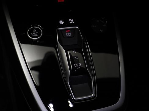 Used 2023 Audi Q4 e-tron Premium Plus w/ Premium Plus image 11