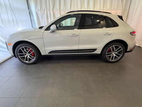 Certified 2026 Porsche Macan S AWD/4WD image 2