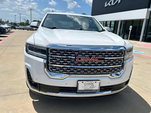 Used 2023 GMC Acadia Denali AWD/4WD image 2